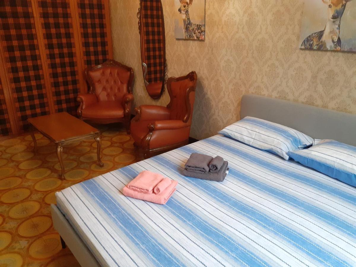 Meneghina House Apartment Милано Екстериор снимка